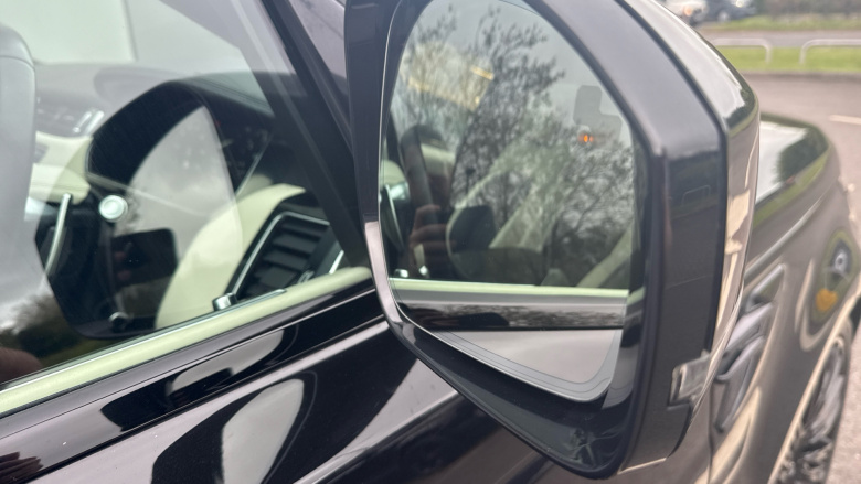 Land Rover Range Rover Sport 3.0 D300 Autobiography Dynamic 5dr Auto Diesel Estate